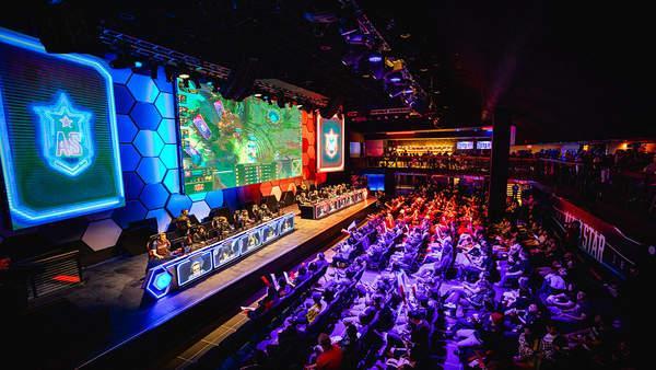 不仅彰显了 不仅彰显了