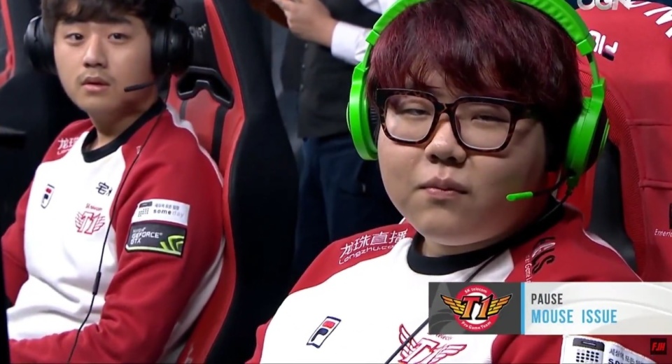 强对话中突 强对话中突