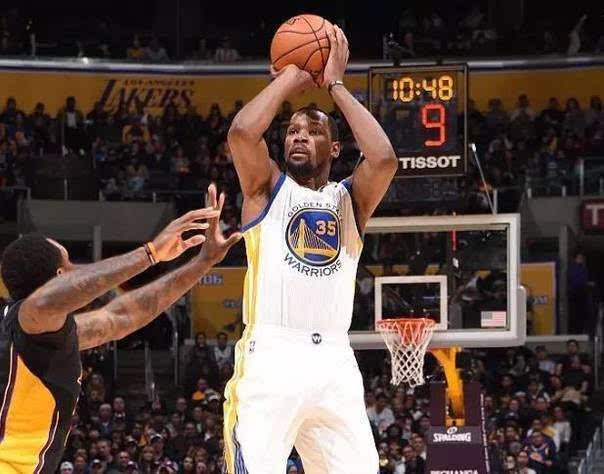 在这样的背 在这样的背