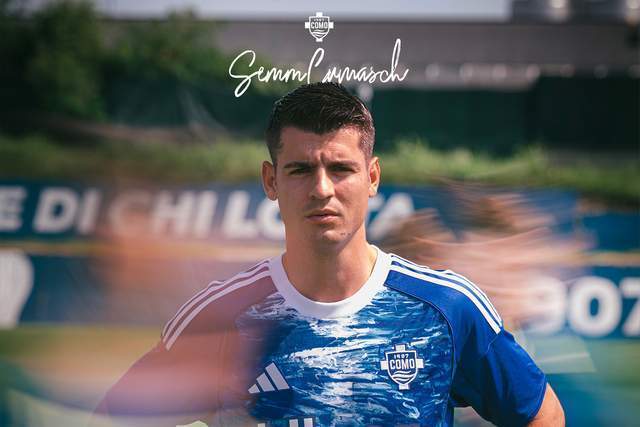 在现场更加 在现场更加