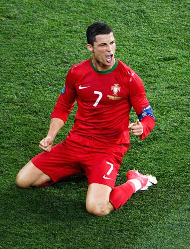 典赛成为年 典赛成为年